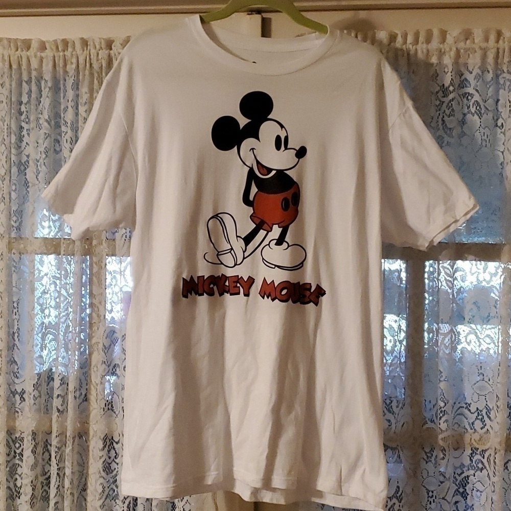 Disney Men's 100% Cotton Tee Size XL